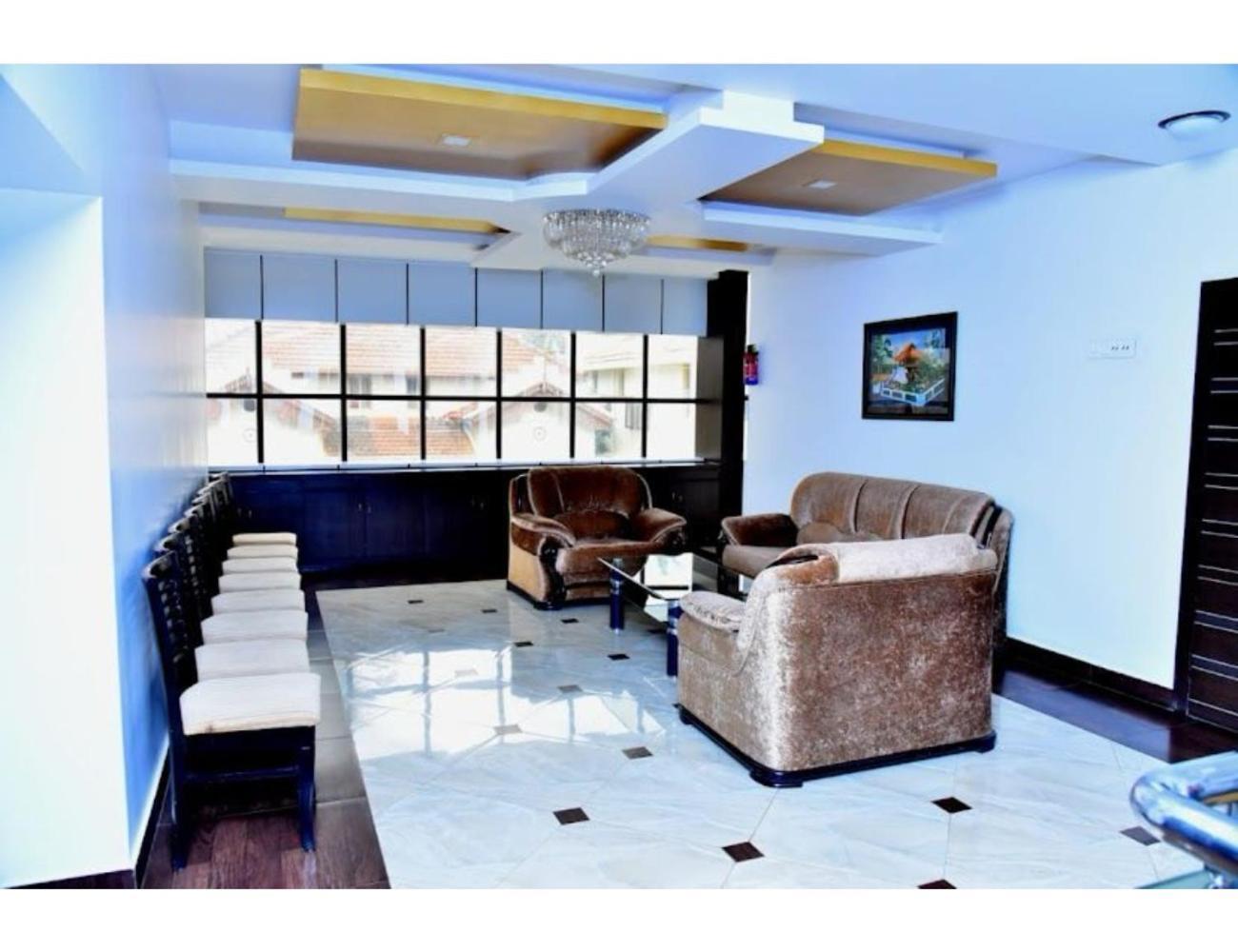 The Grand Krishna Luxury Hotel, Chikmagalūr المظهر الخارجي الصورة