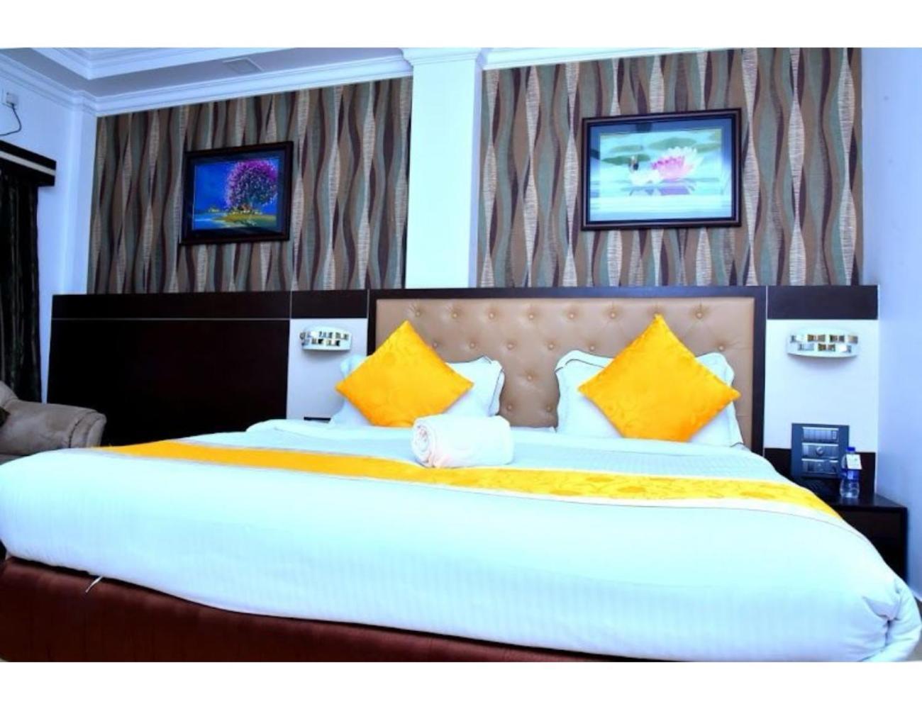 The Grand Krishna Luxury Hotel, Chikmagalūr المظهر الخارجي الصورة