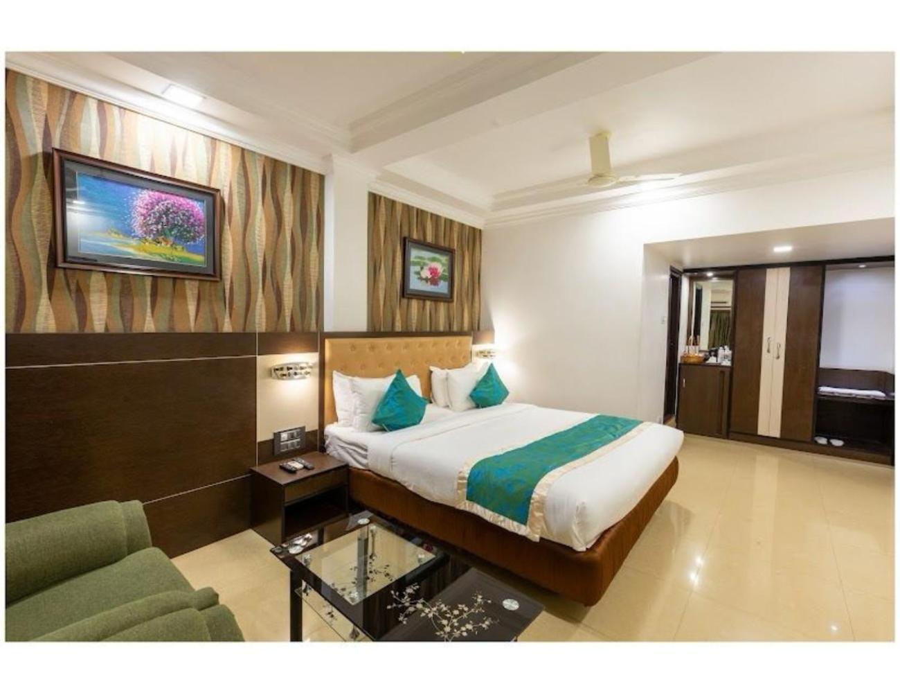 The Grand Krishna Luxury Hotel, Chikmagalūr المظهر الخارجي الصورة
