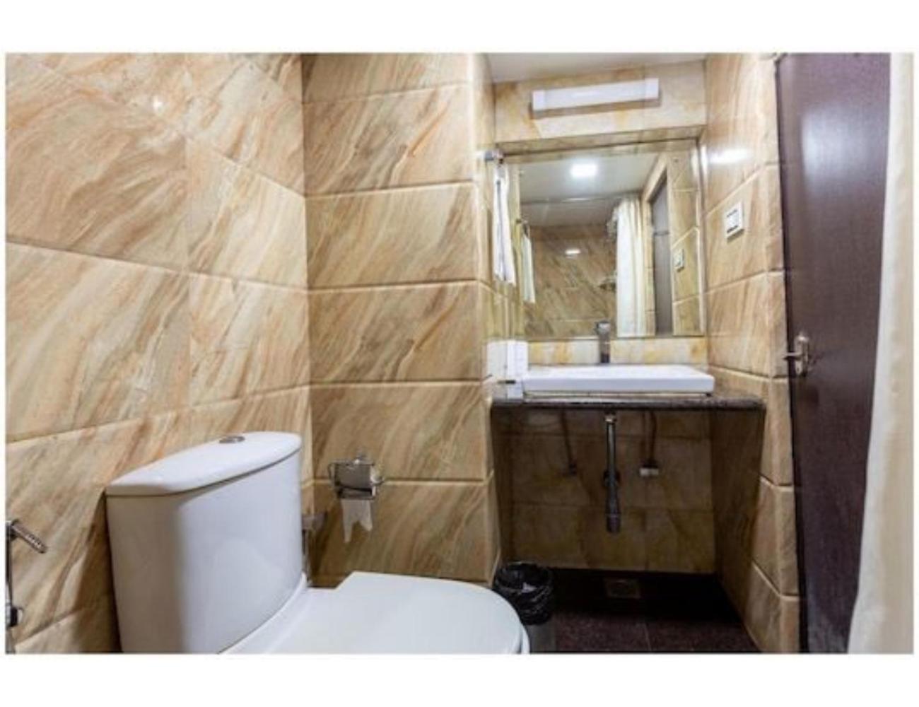 The Grand Krishna Luxury Hotel, Chikmagalūr المظهر الخارجي الصورة